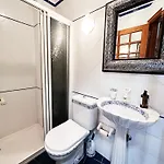Semesterbostad 2 Bedrooms With Amazing View And Private Jacuzzi *