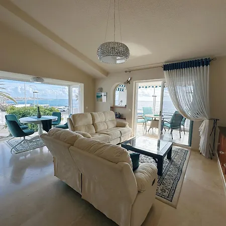 2 Bedrooms With Amazing View And Private Jacuzzi Holiday home *