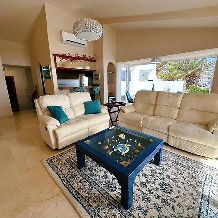 2 Bedrooms With Amazing View And Private Jacuzzi Holiday home Costa Adeje (Tenerife)
